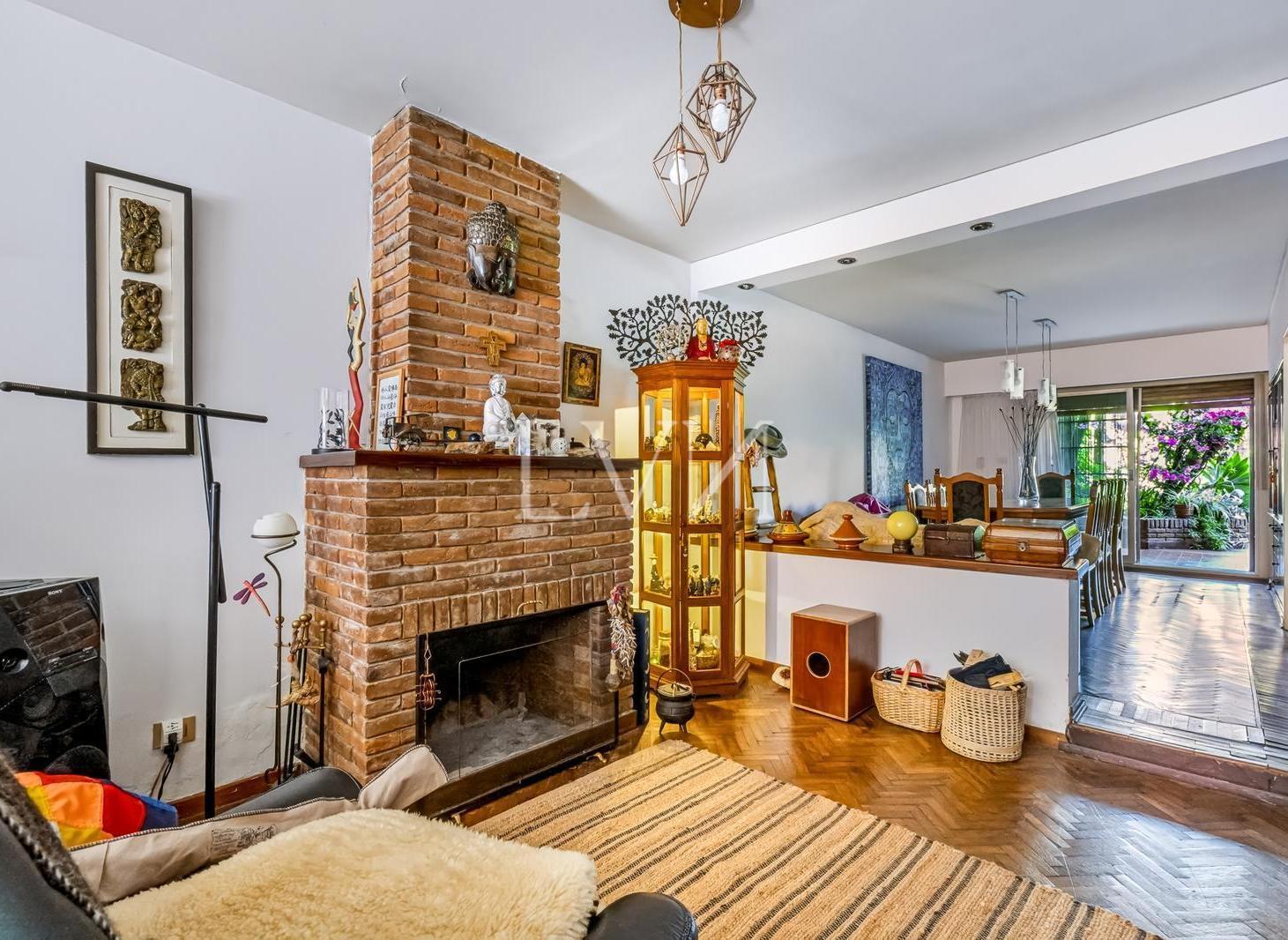 Foto de Venta Casa 5 amb en Coghlan, imagen 4