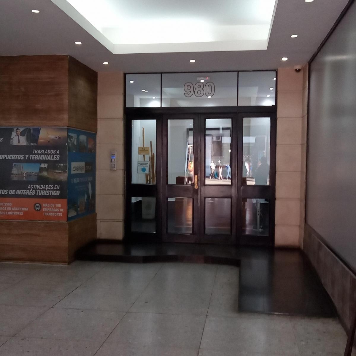 Oficina Microcentro Dueño Vende Frente Al Obelisco 5