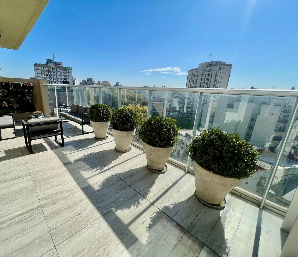 Espectacular Triplex de Categoria con Terrazas y Parrilla 1