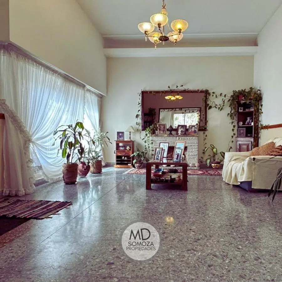 VENTA CASA 5 AMB BERNAL CENTRO. 2