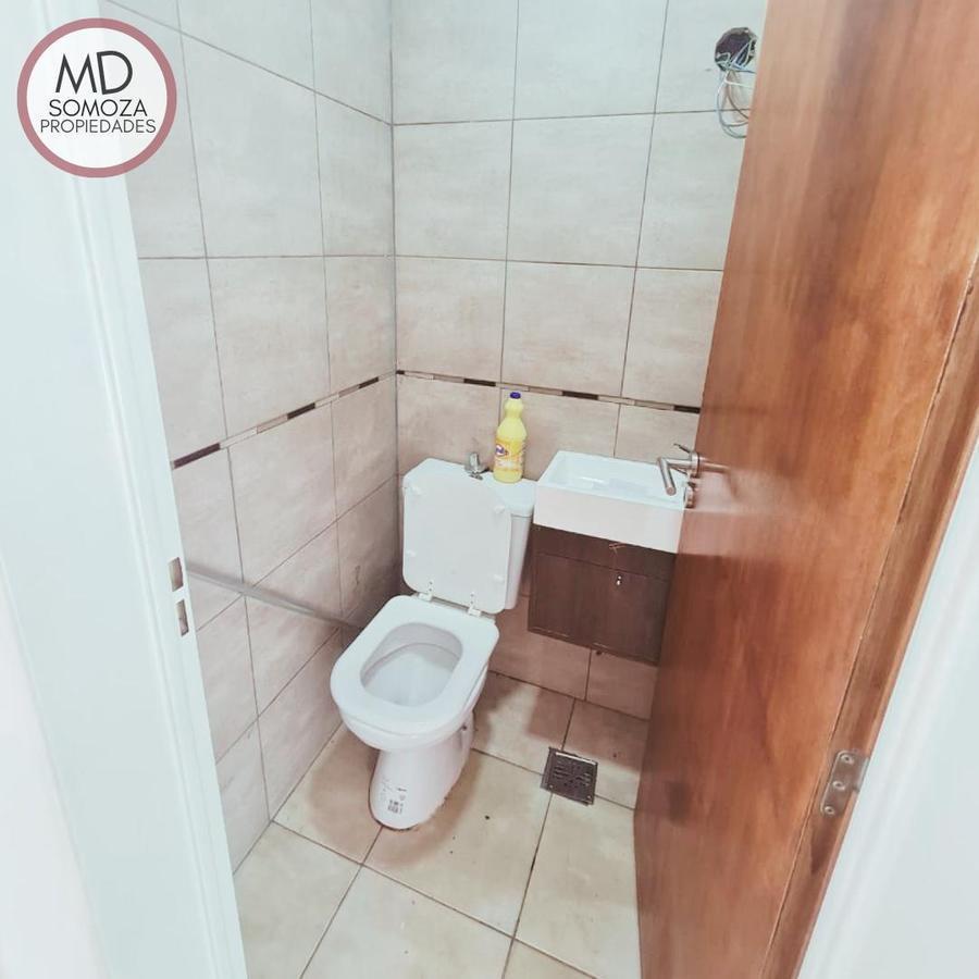 Foto de ALQUILER Y/O VENTA DEPTO DUPLEX 2 AMB EN BERNAL CENTRO., imagen 4