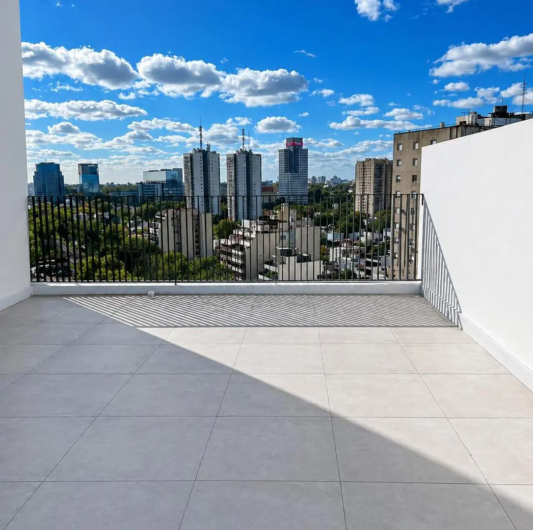 Amplio 3 Ambientes piso 11 - Orientación Norte - Gran balcon aterrazado con cochera cubierta 5