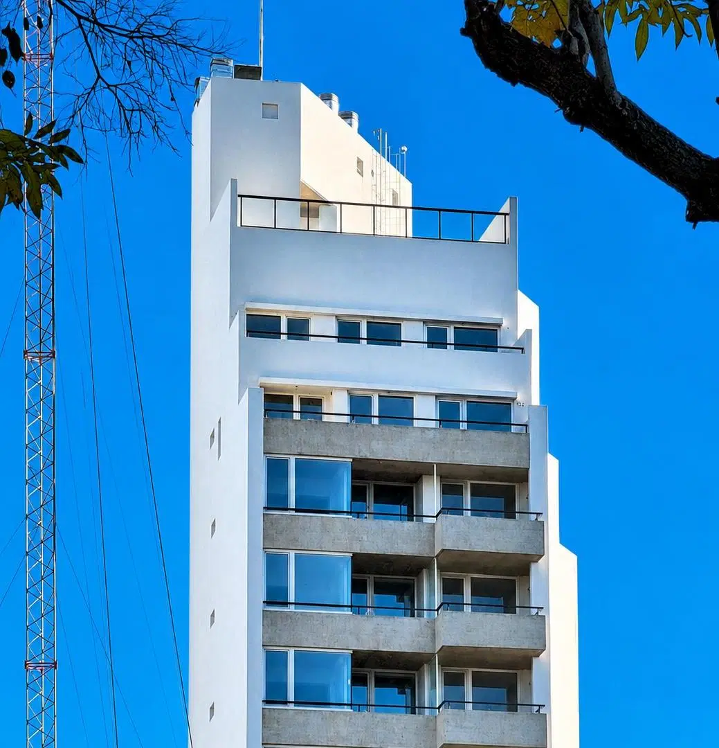 Espacio Urbano - Amplio 3 Ambientes Orientación Norte - Vista abierta - Piscina y solarium piso 13 2