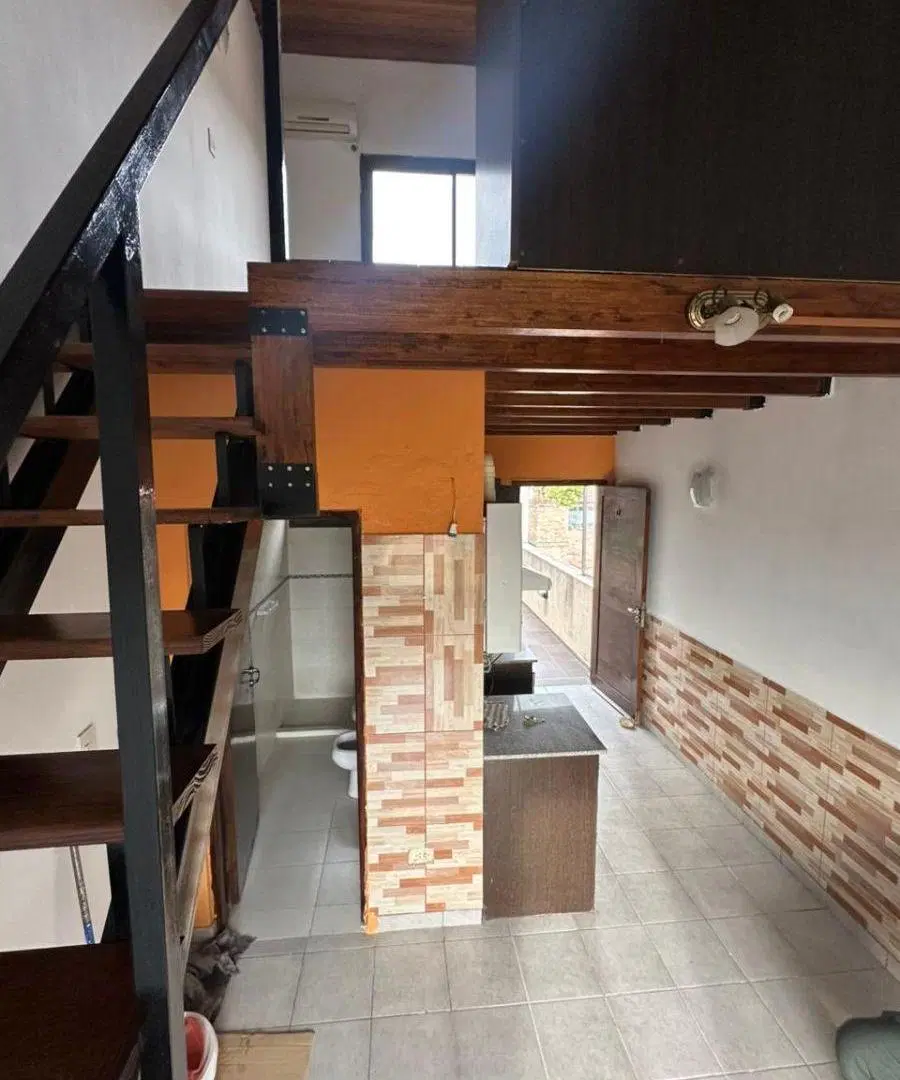DEPARTAMENTO CON PILETA COCHERA BALCON 3