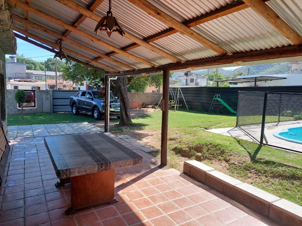 Foto de CASA CON PATIO QUINCHO PILETA 2 DOR, imagen 5