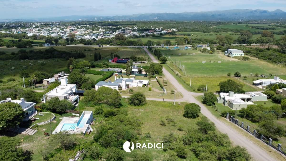 Venta Gran Lote con Inmejorable Vista a Las Sierras en Barrio Cuatro Vientos! Lo Vemos 1