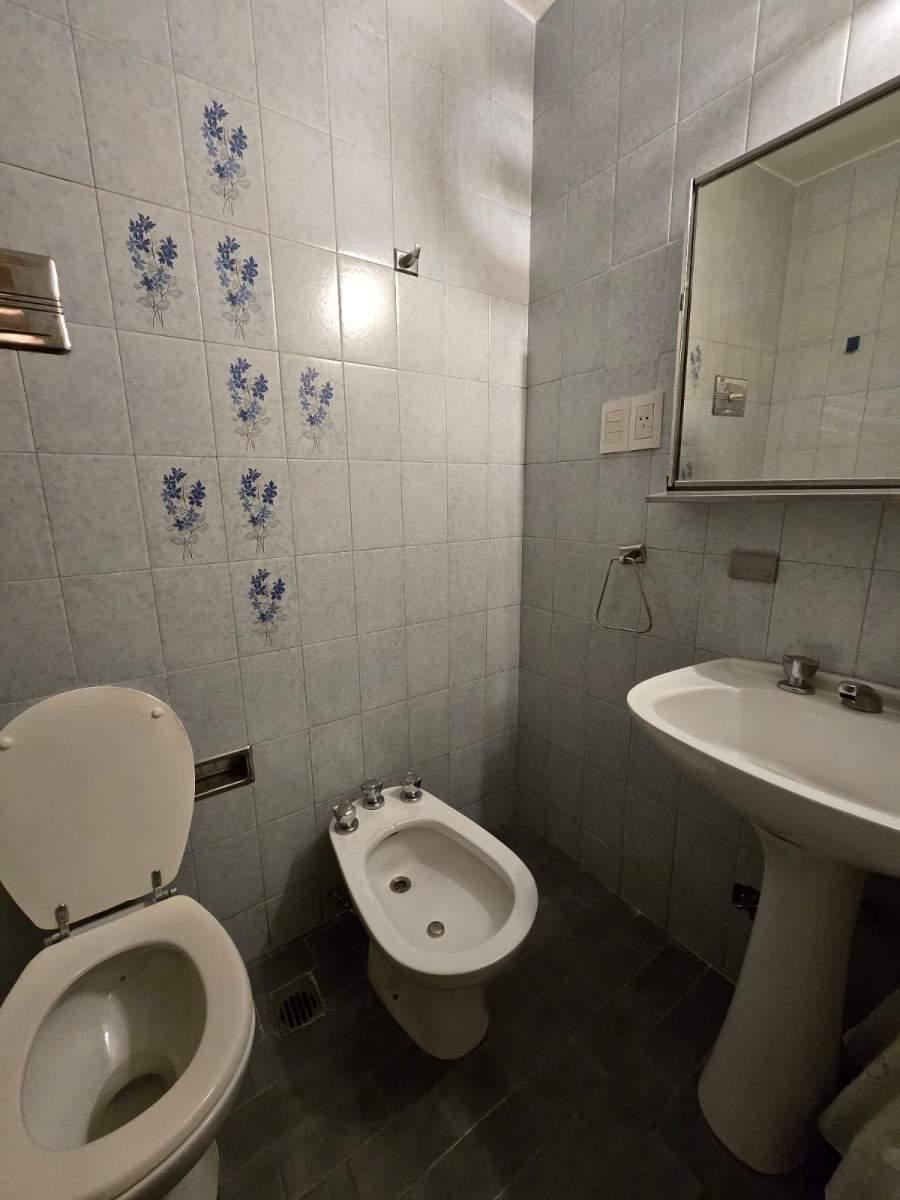 Venta Gran Departamento de 3 Dorm. con Cochera en Nueva Cordoba a m de Parque Sarmiento! 2