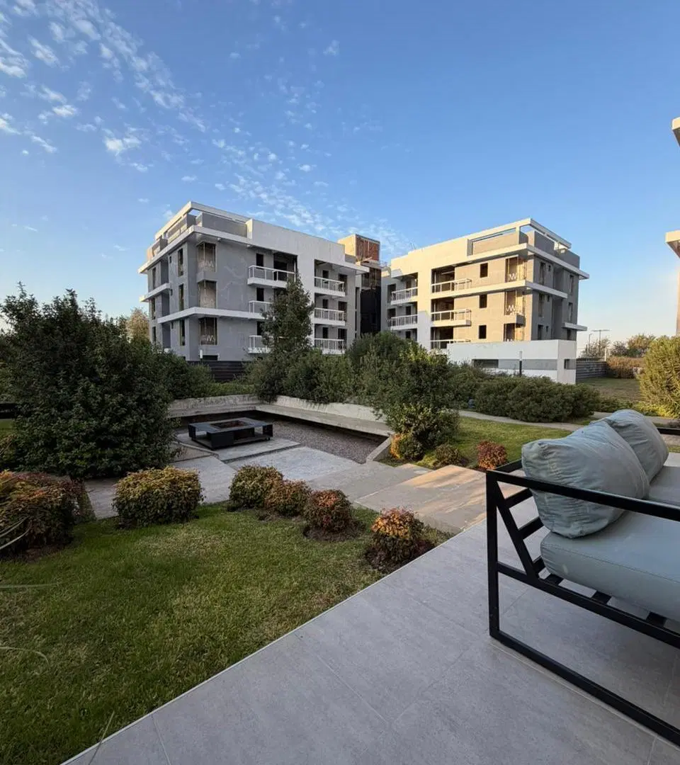 VENTA DE DEPARTAMENTO PREMIUM EN HARMONIE CHATEAU CON VISTA A LAS SIERRAS Y COCHERA 4