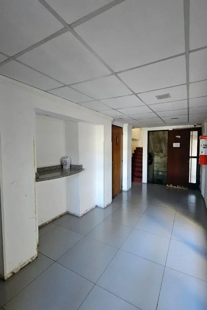 SE VENDE MONOAMBIENTE EN EL CORAZON DE ALTO ALBERDI CON ESCRITURA Y POSESION INMEDIATA. 5