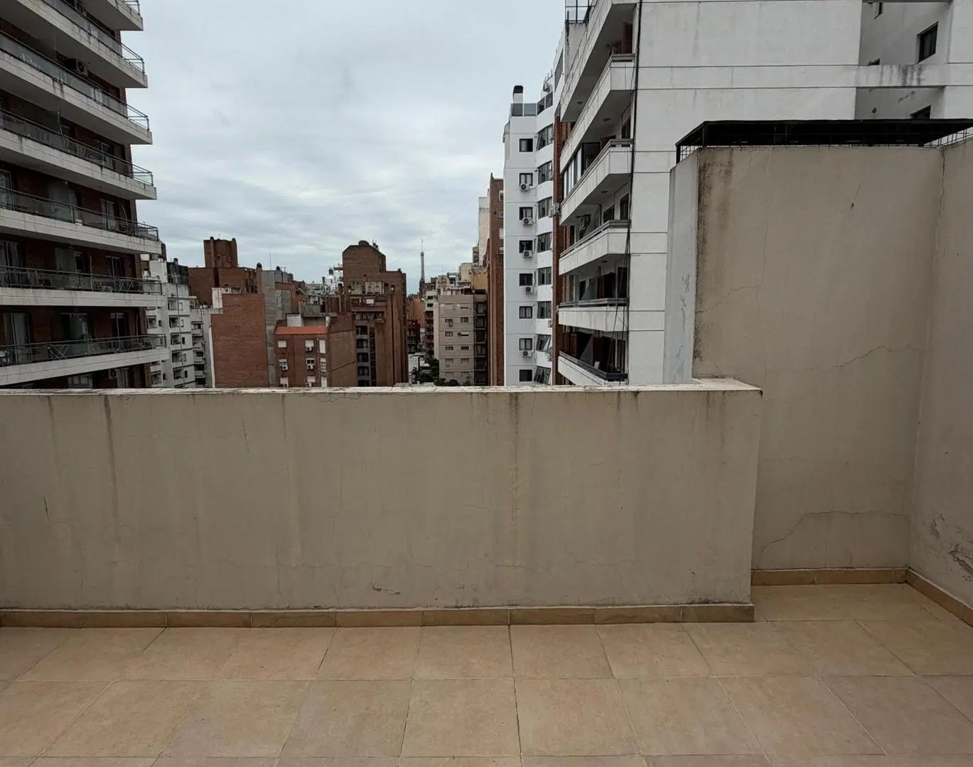 VENTA DEPARTAMENTO DE 1 DORMITORIO CON COCHERA EN NUEVA CORDOBA!! 2
