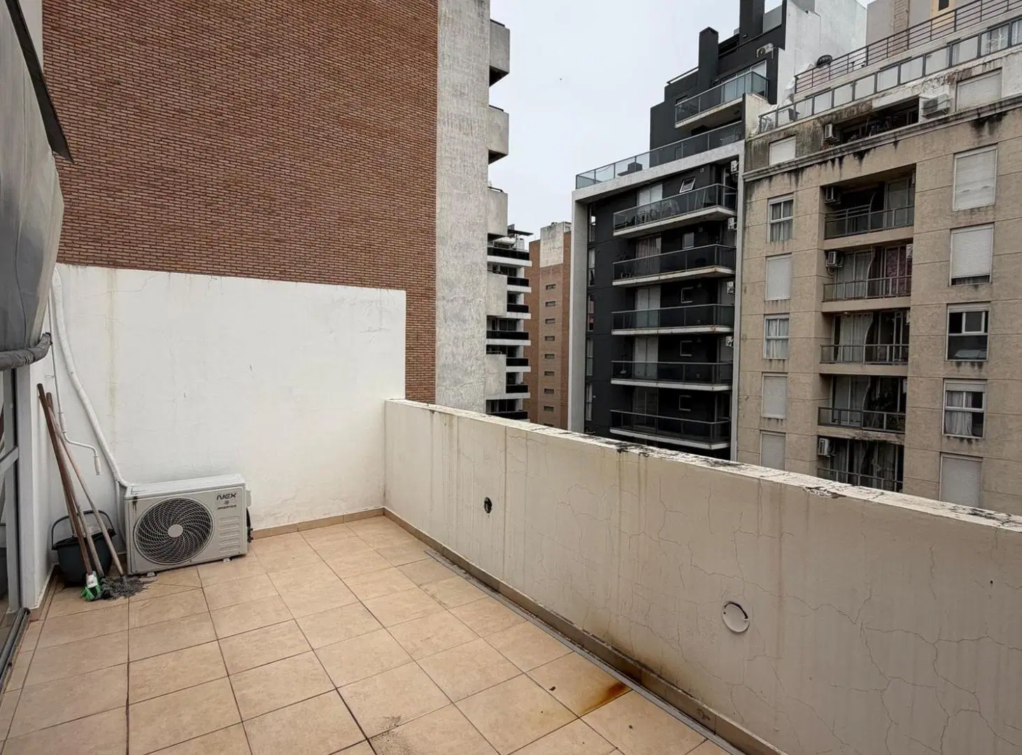 VENTA DEPARTAMENTO DE 1 DORMITORIO CON COCHERA EN NUEVA CORDOBA!! 3