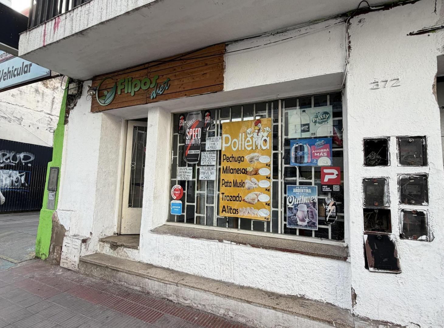 Foto de VENTA LOCAL COMERCIAL IDEAL PARA INVERSION!! NO LO DEJES PASAR!!, imagen 4