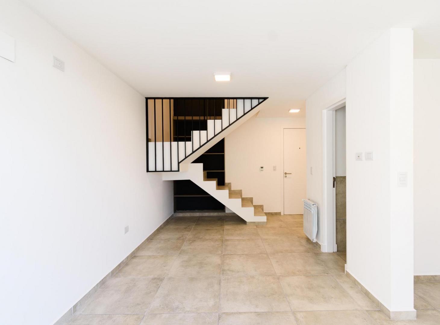 Foto de SE VENDE DUPLEX A ESTRENAR DE 2 DORMITORIOS CON TERRAZA PROPIA Y ASADOR, imagen 2