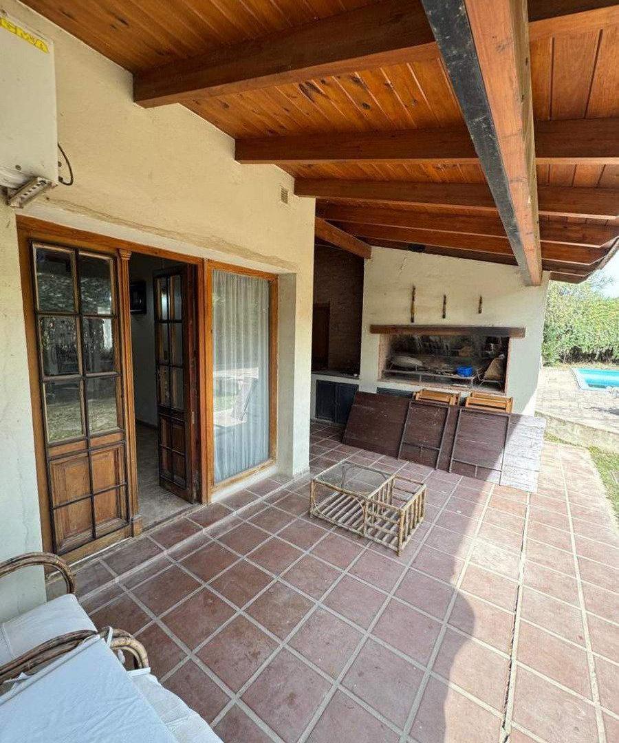Foto de Venta 731 m, pileta y una casa lista para disfrutar en Villa Allende, imagen 2