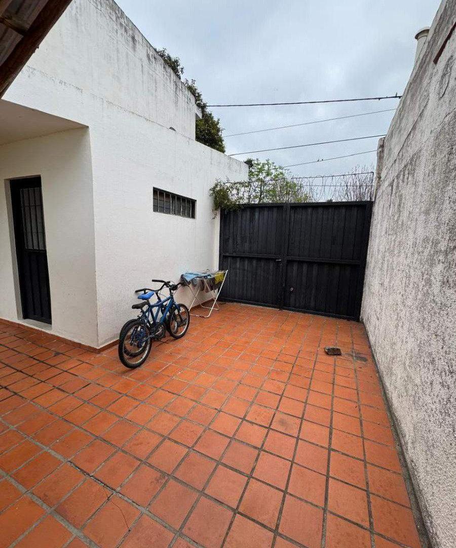 Foto de Venta Casa con pileta, quincho y cochera para 3 vehículos ¿La conocés, imagen 3