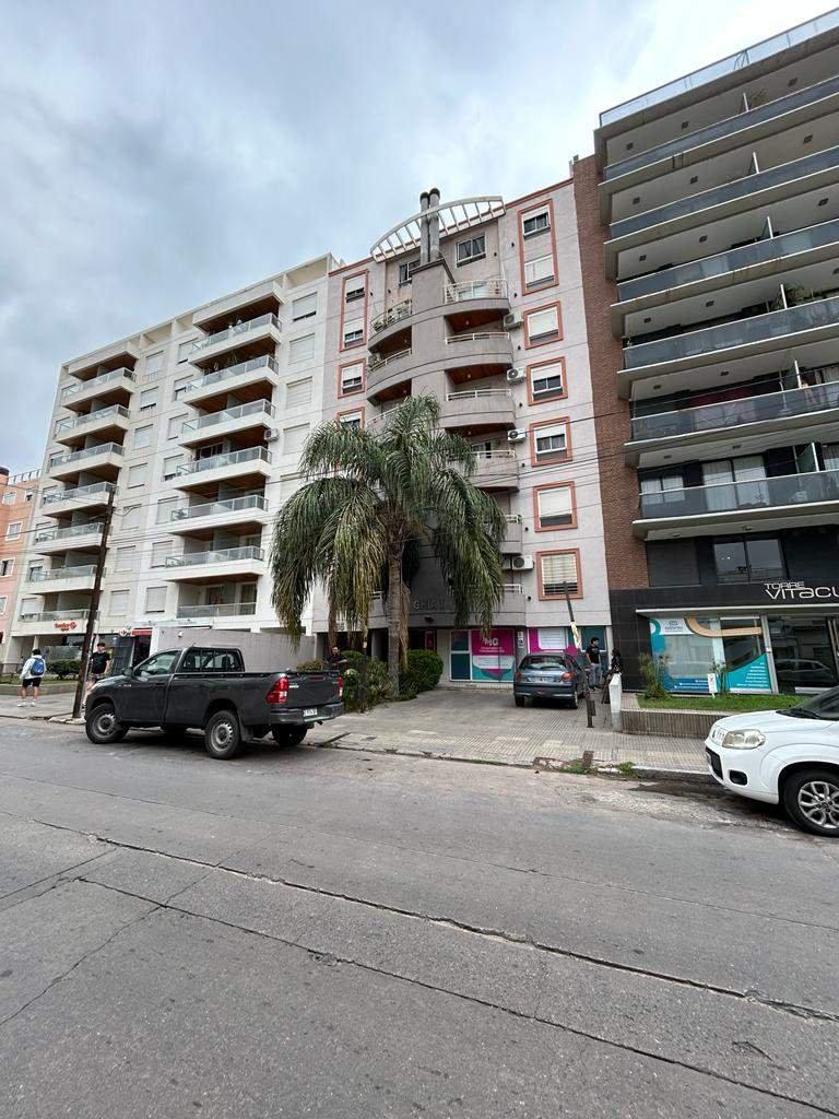 Foto de LOCAL EN VENTA EN PLENO CENTRO 70 M2 Y RENTA VIGENTE, imagen 3