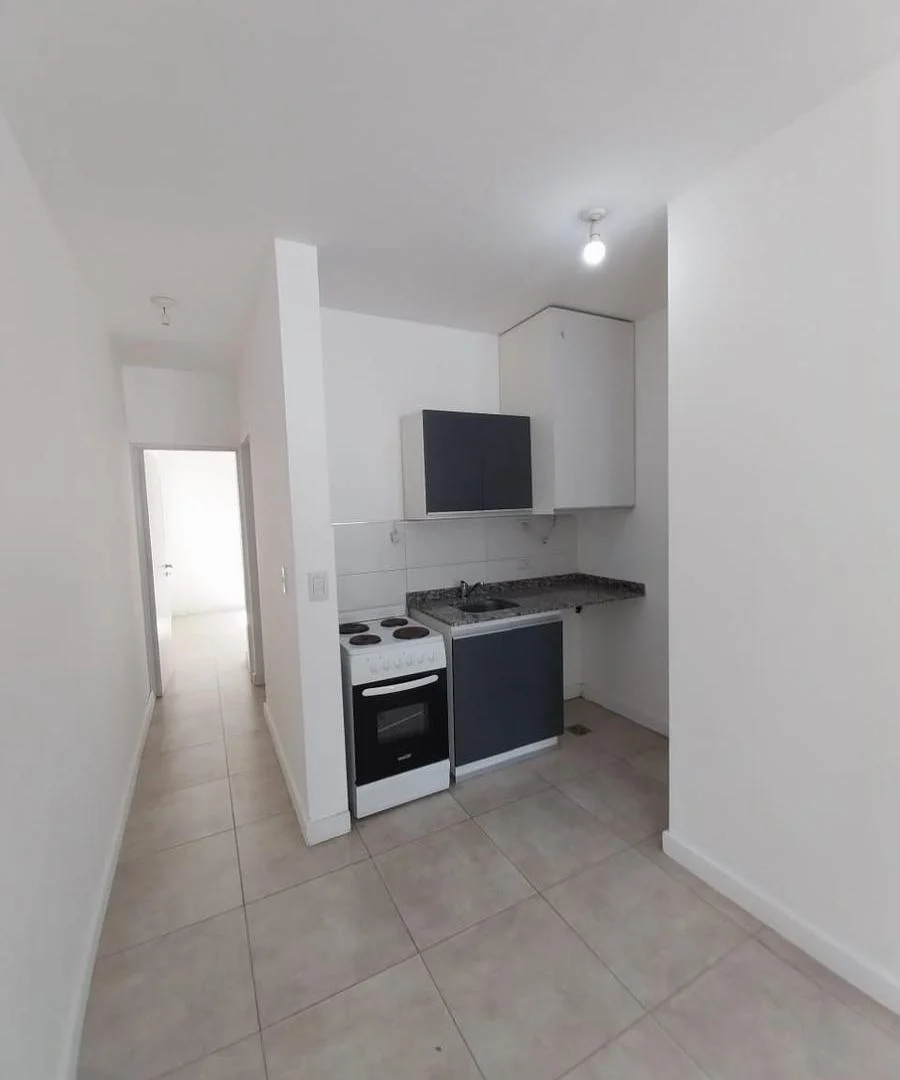 Foto de Alquiler de Departamento de 1 Dormitorio sobre la Independencia al 800, imagen 4