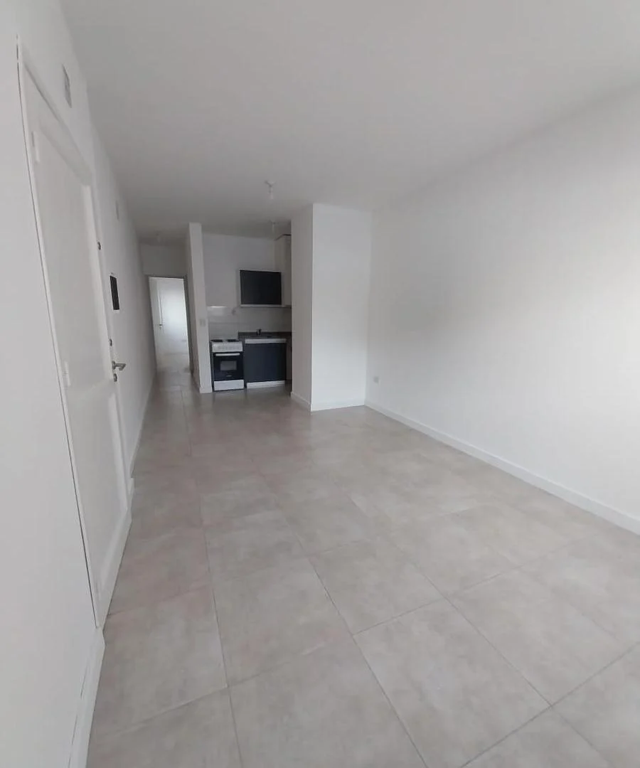 Foto de Alquiler de Departamento de 1 Dormitorio sobre la Independencia al 800, imagen 5