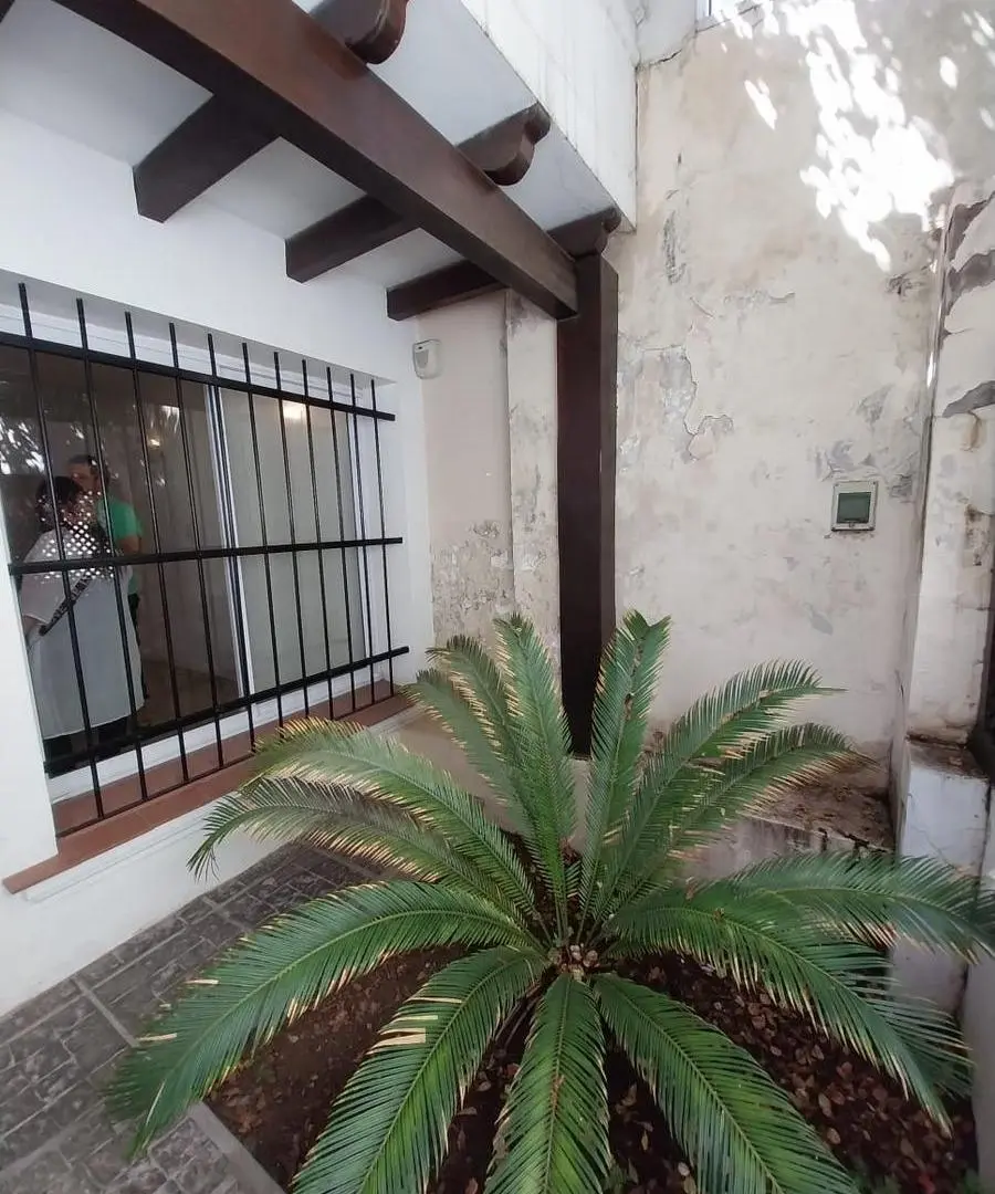 Alquiler de Casa de 3 Dormitorios en calle Del Milagro al 200, Salta Capital 2