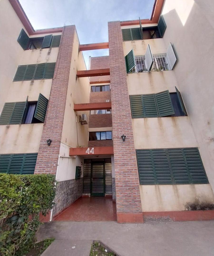 Alquiler de Departamento 3 Dormitorios en B° Juan Pablo II, Salta Capital