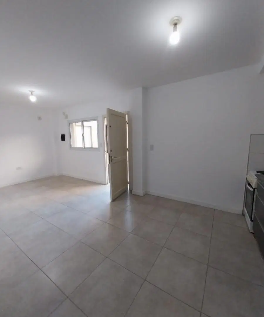 Alquiler de Departamento de 2 Dormitorios en Independencia al 800, Salta Capital 3