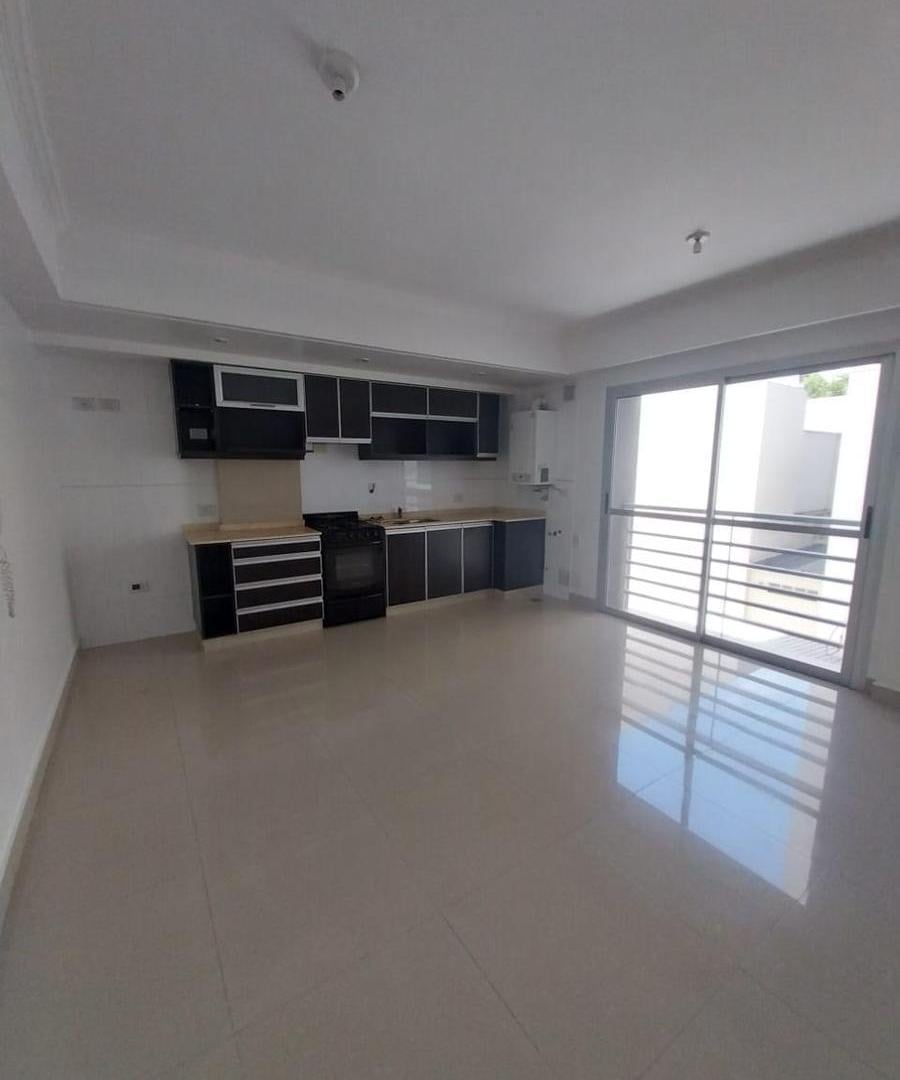 Alquiler de Departamento de 1 Dormitorio sobre calle Vicente López al 900, Salta Capital