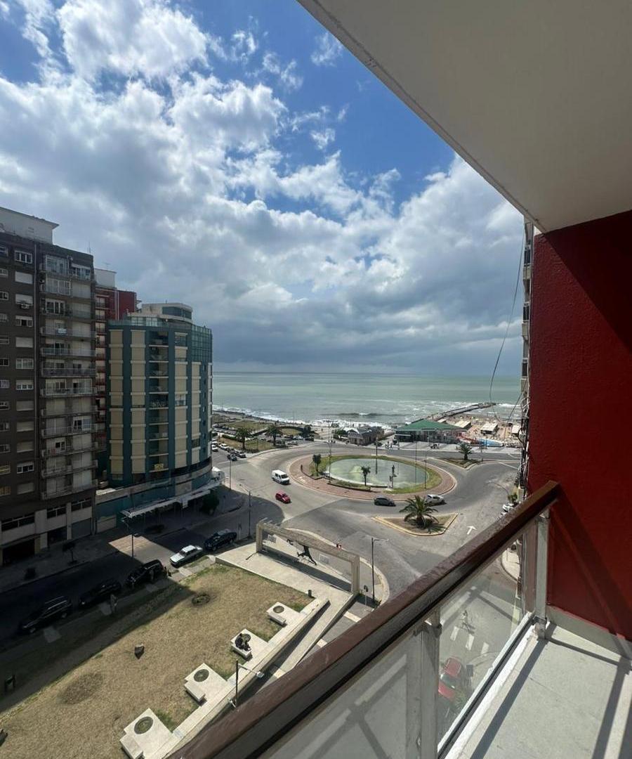 3 Ambientes con vista al mar y Cochera en Punta Iglesia