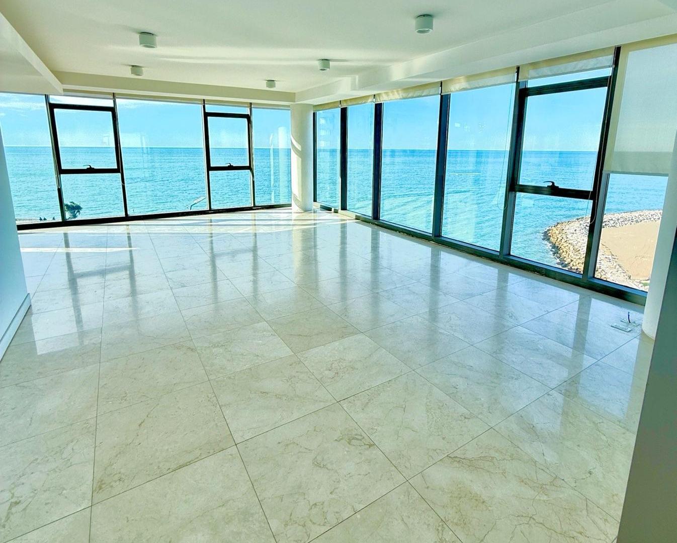 Exclusivo Semipiso  4 amb con privilegiada vista al mar