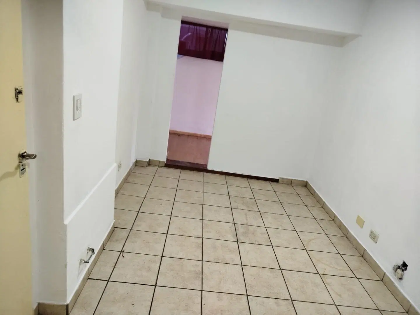Dpto 2 amb. Al fte 2°piso ramos mejía centro 1