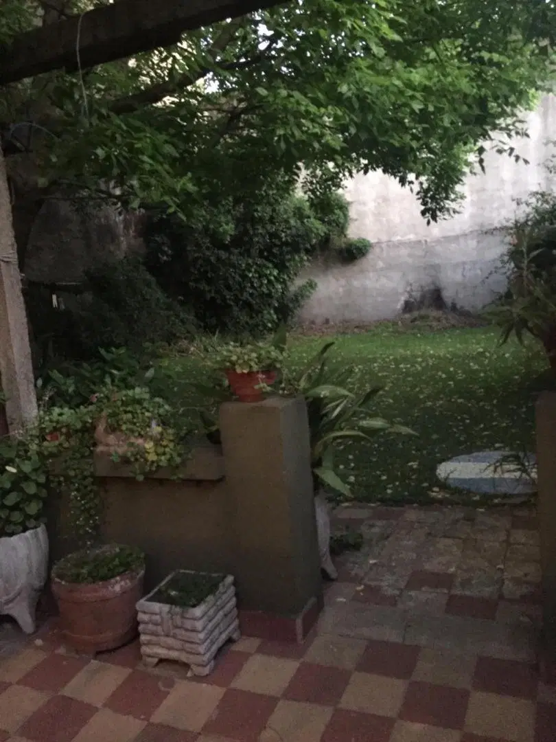CASA 3 AMB. + DPTO 2 AMB. CIUDADELA 3