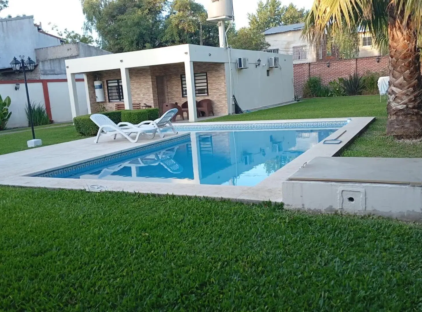 CASA 3 AMB. CON COCHERA VARIOS AUTOS 3