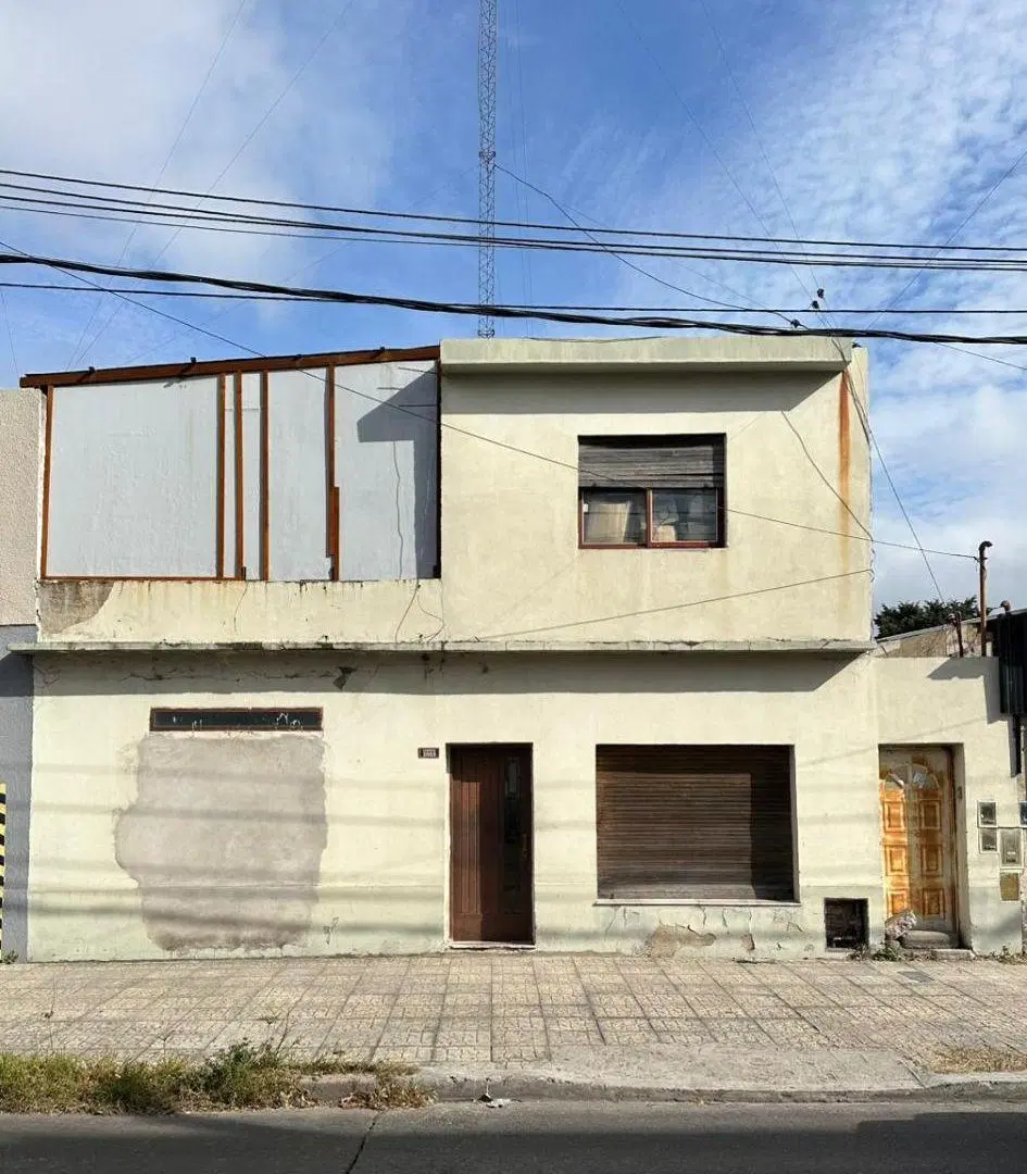 TERRENO CON CONSTRUCCION IDEAL INVERSOR 4
