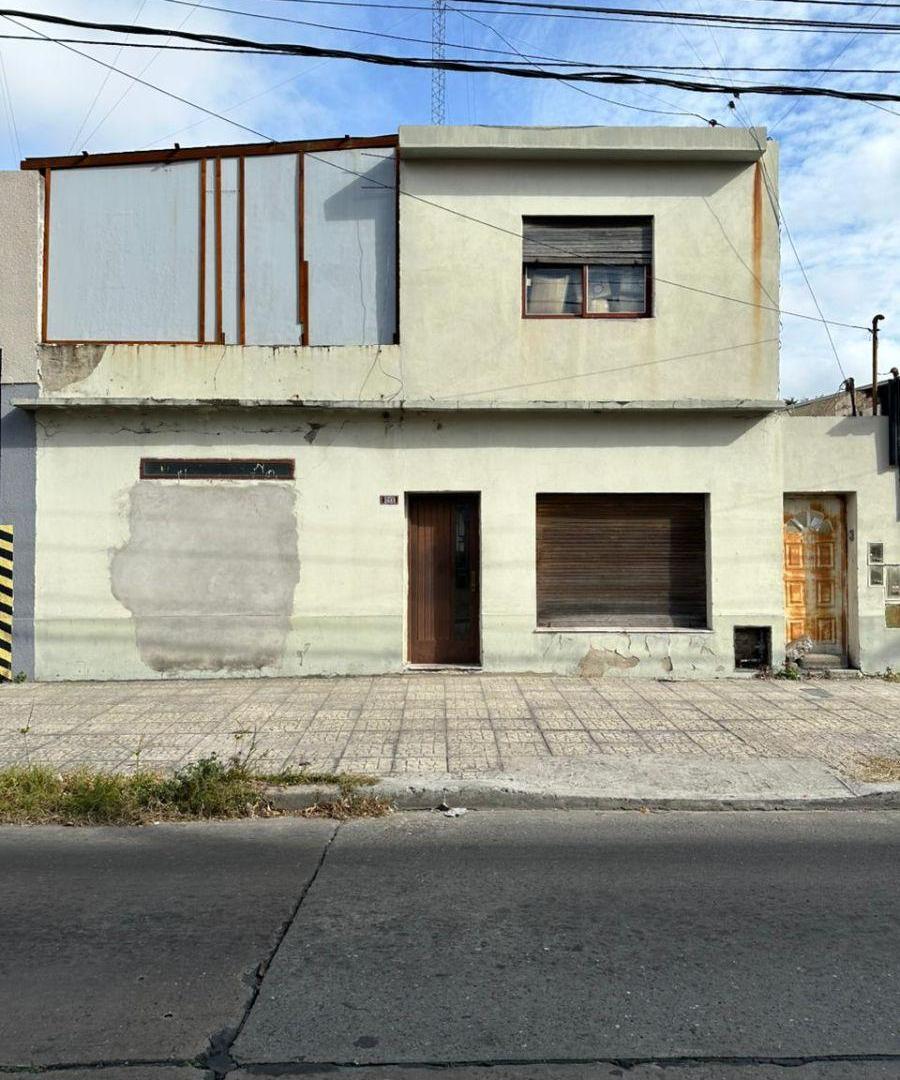 TERRENO CON CONSTRUCCION IDEAL INVERSOR
