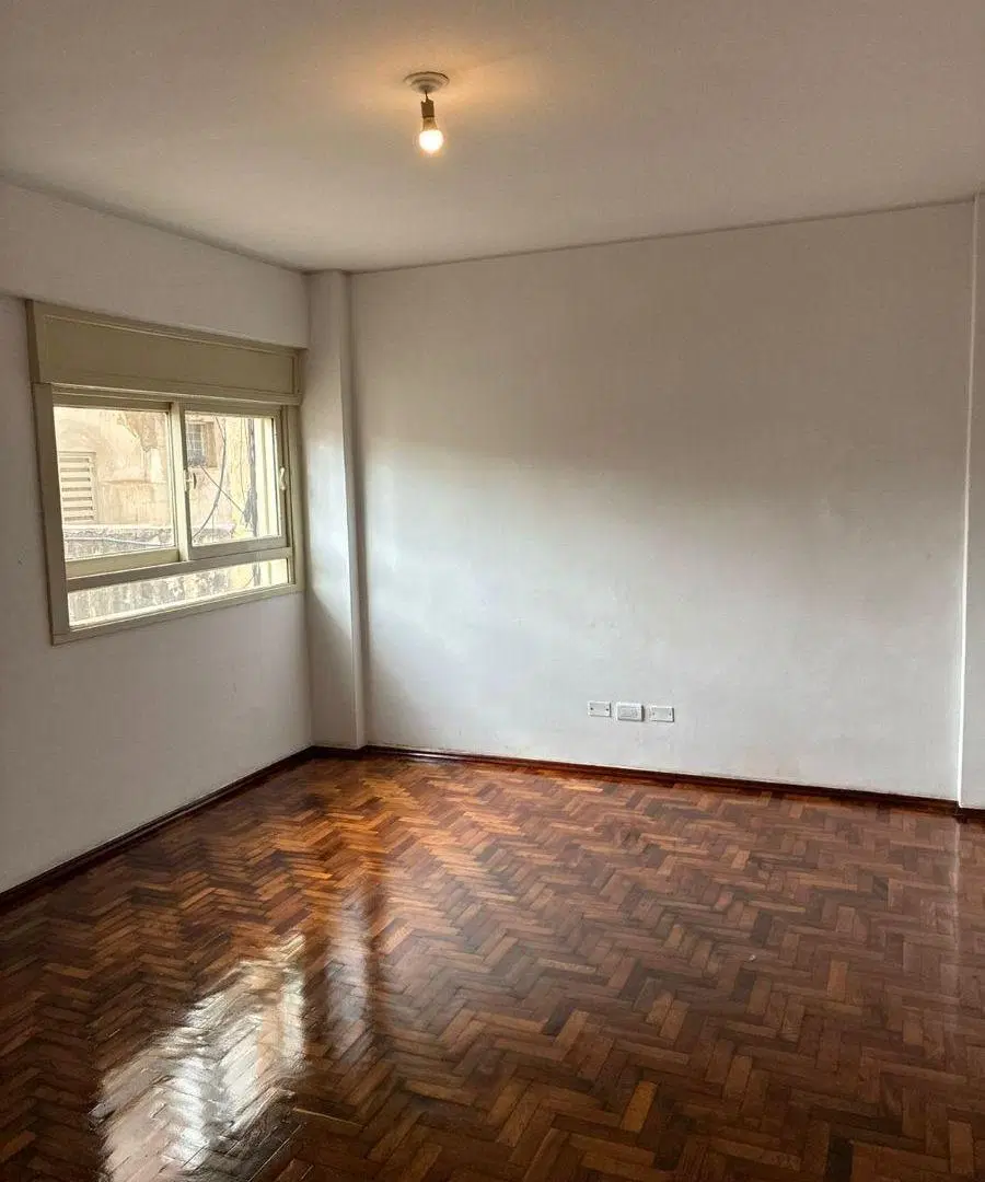 ALQUILO DEPARTAMENTO INTERNO EN CALLE BOLIVAR 55 4