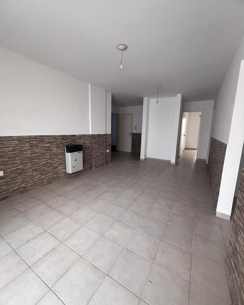 Departamento 2 Dorm., Alberdi, Patio y Asador. 5