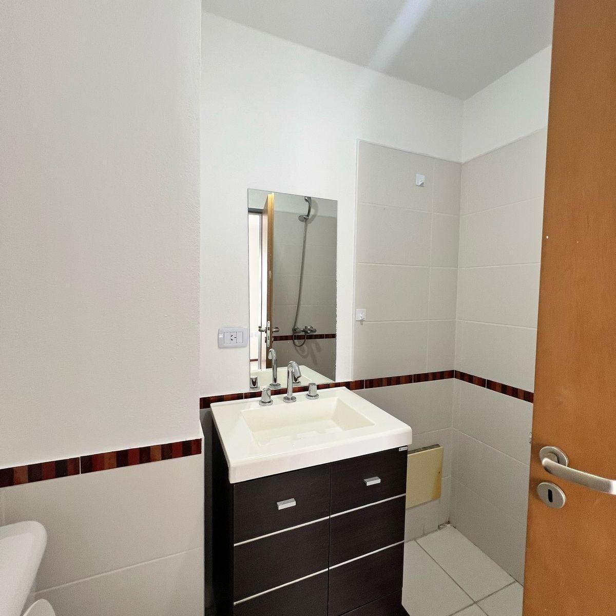 Oportunidad Amplio Loft Alto Alberdi! con Escritura! 5