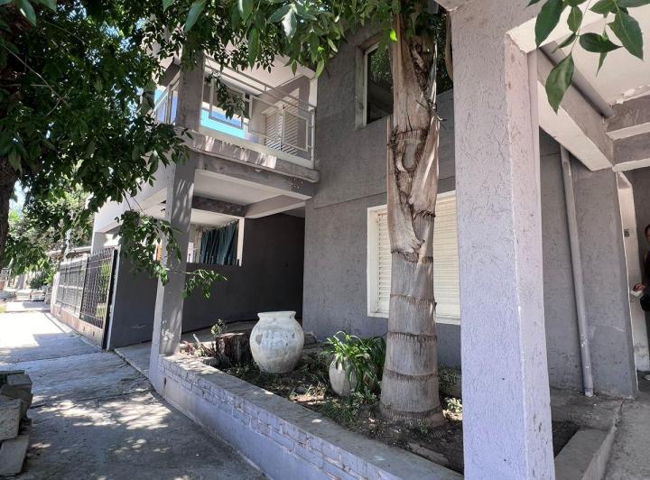 Alquiler Malagueño, 4 dormitorios, 1 baños, patio y pileta. 2