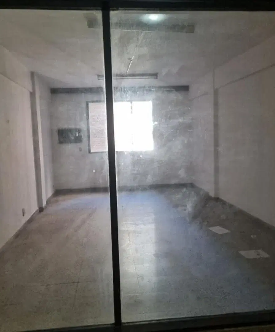 Vendo/ alquilo oficina en pleno centro 4