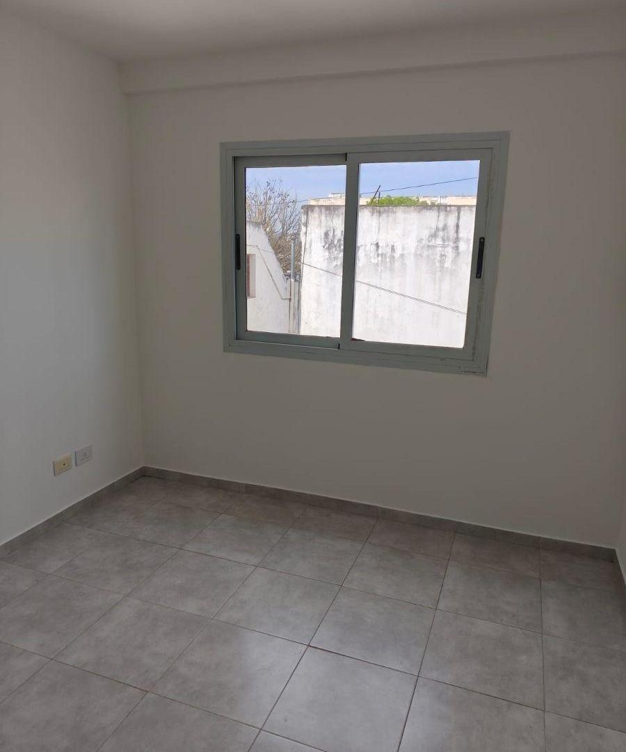 Foto de Alquilo 1 dormitorio en General bustos, imagen 2