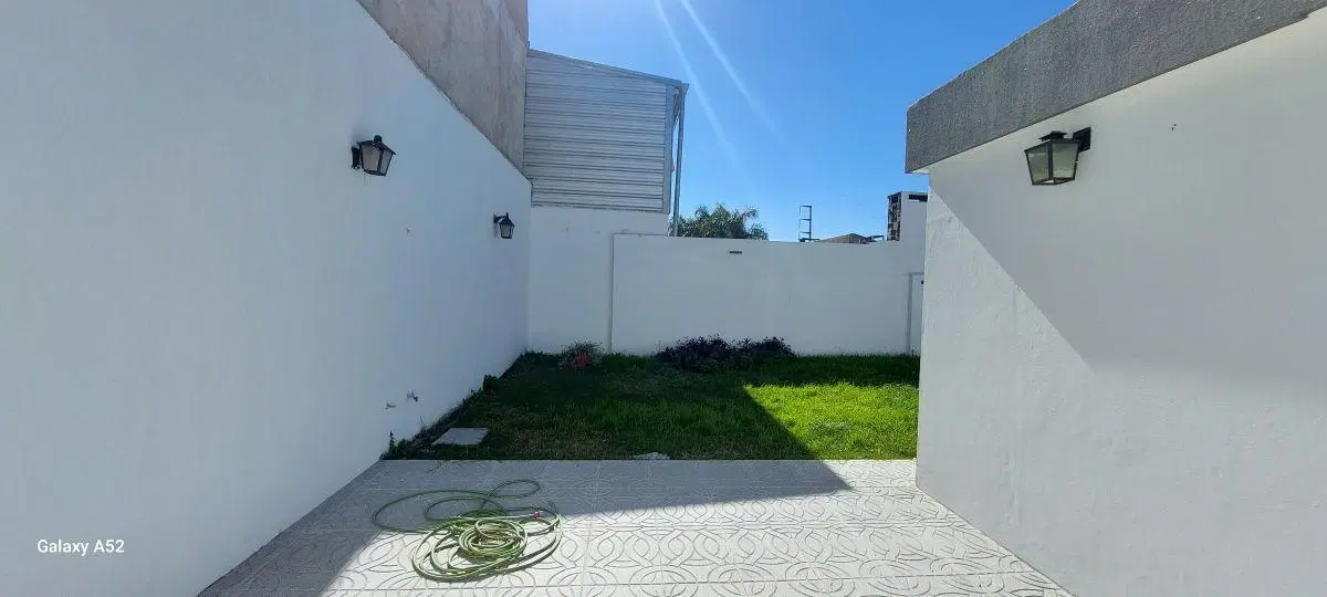 Fantástica casa en B° Poeta Lugones 4