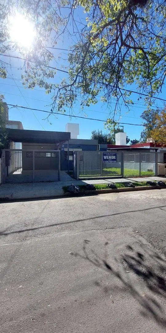 Fantástica casa en B° Poeta Lugones 2