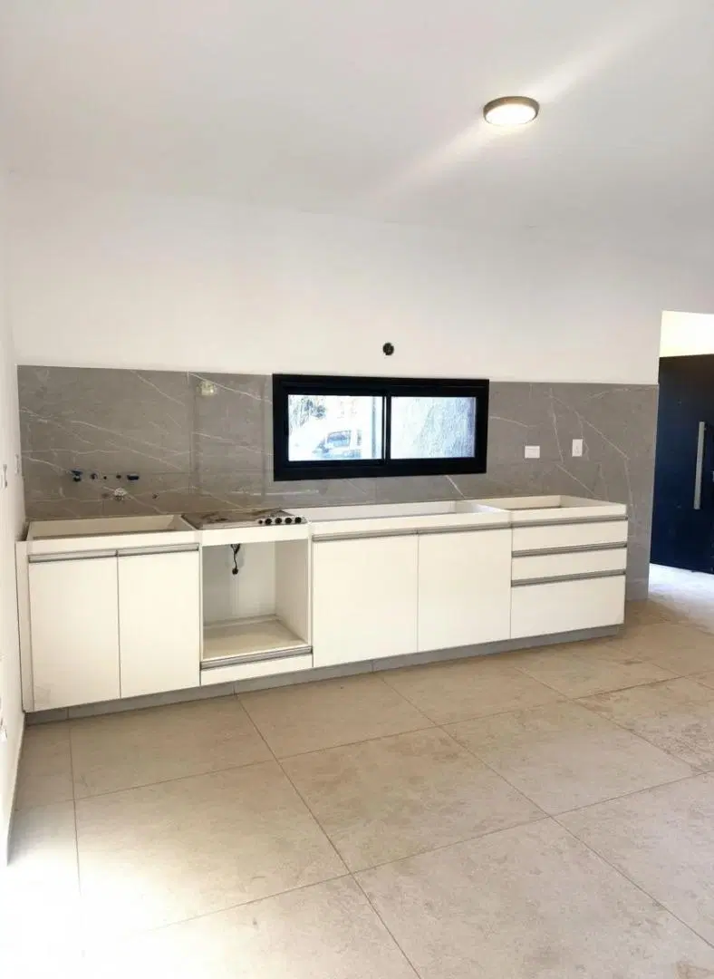 ALQUILER - Casa 2 Dorm. Villa Catalina A Estrenar 3