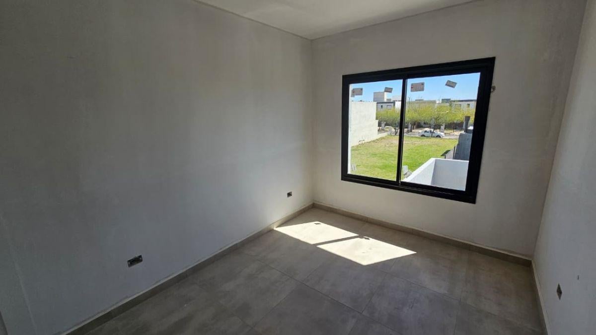 Foto de Venta Dúplex a ESTRENAR 3 Dorm. Pileta Cochera Doble - DOCTA BOULEVARD, imagen 3