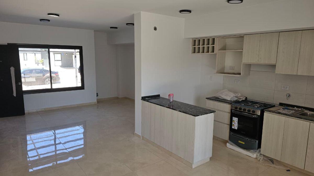 Foto de Venta Dúplex a Estrenar 3 Dorm. Cochera Doble - Docta Boulevard, imagen 2