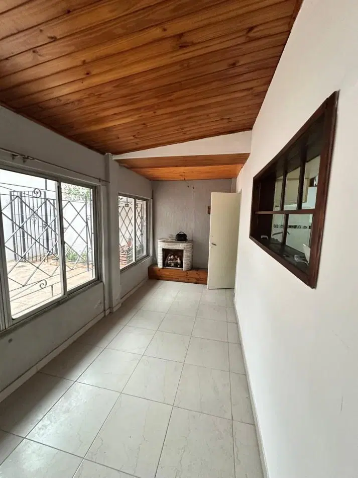 **$680.000.-** - ALQUILER PH INTERNO 2AMB y MEDIO CON AMPLIO PATIO - Dr. Galvez al 800 - Lanus Este 5