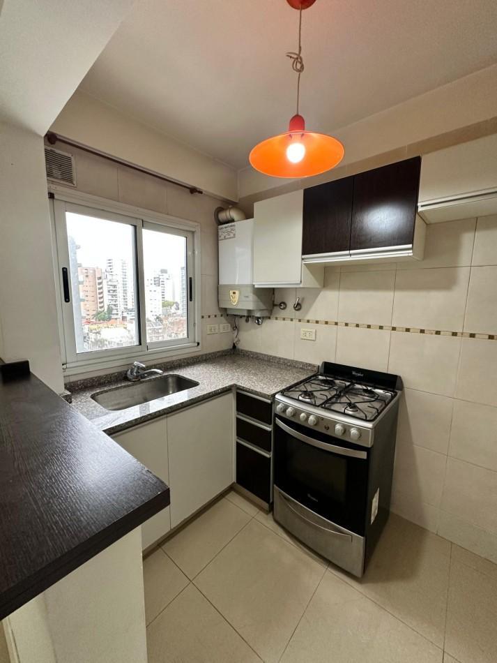 Foto de HERMOSO DEPARTAMENTO 2 AMBIENTES EN ALQUILER - ALCORTA AL 400 - LANUS, imagen 1