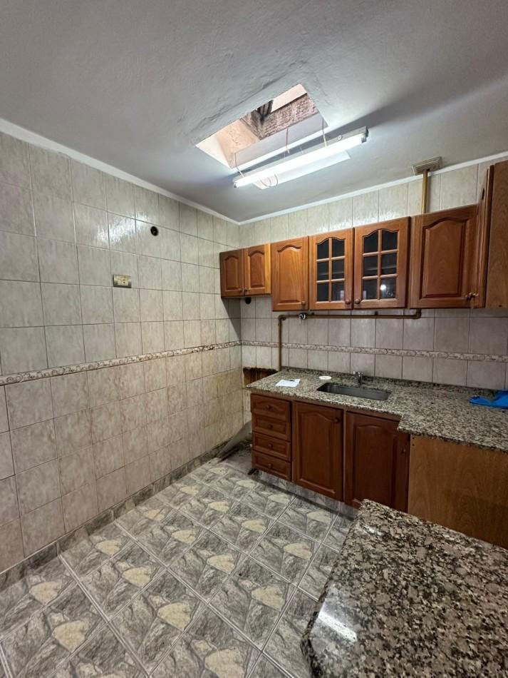 Foto de ALQUILER PH INTERNO 3 AMB. CON PATIO - NO ABONA EXPENSAS - Av, imagen 3