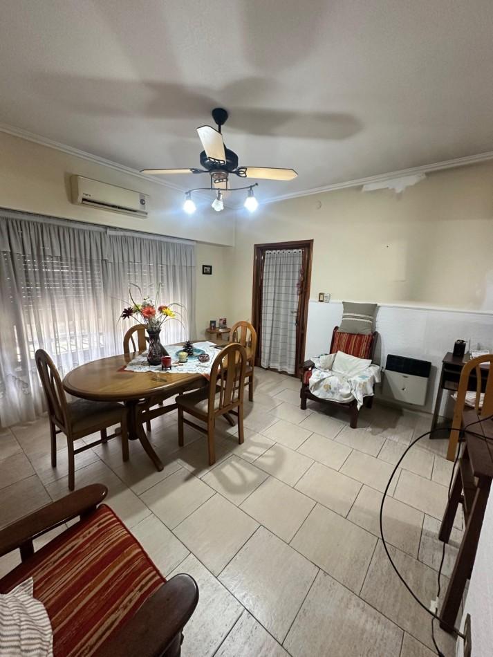 Foto de Venta en Block: Dos Casas en un Lote en Excelente Ubicacion - Apto, imagen 4