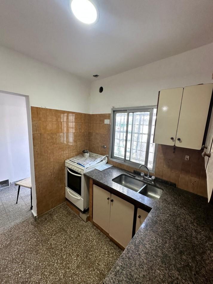 Foto de Alquiler 2 Ambientes al Frente con Patio y Sin Expensas - Jean Jaures, imagen 4