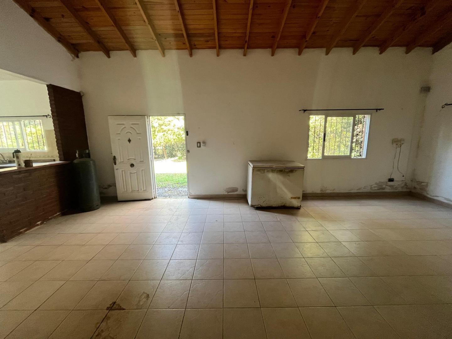 Foto de Casa con 3 dormitorios, piscina y gran parque., imagen 2